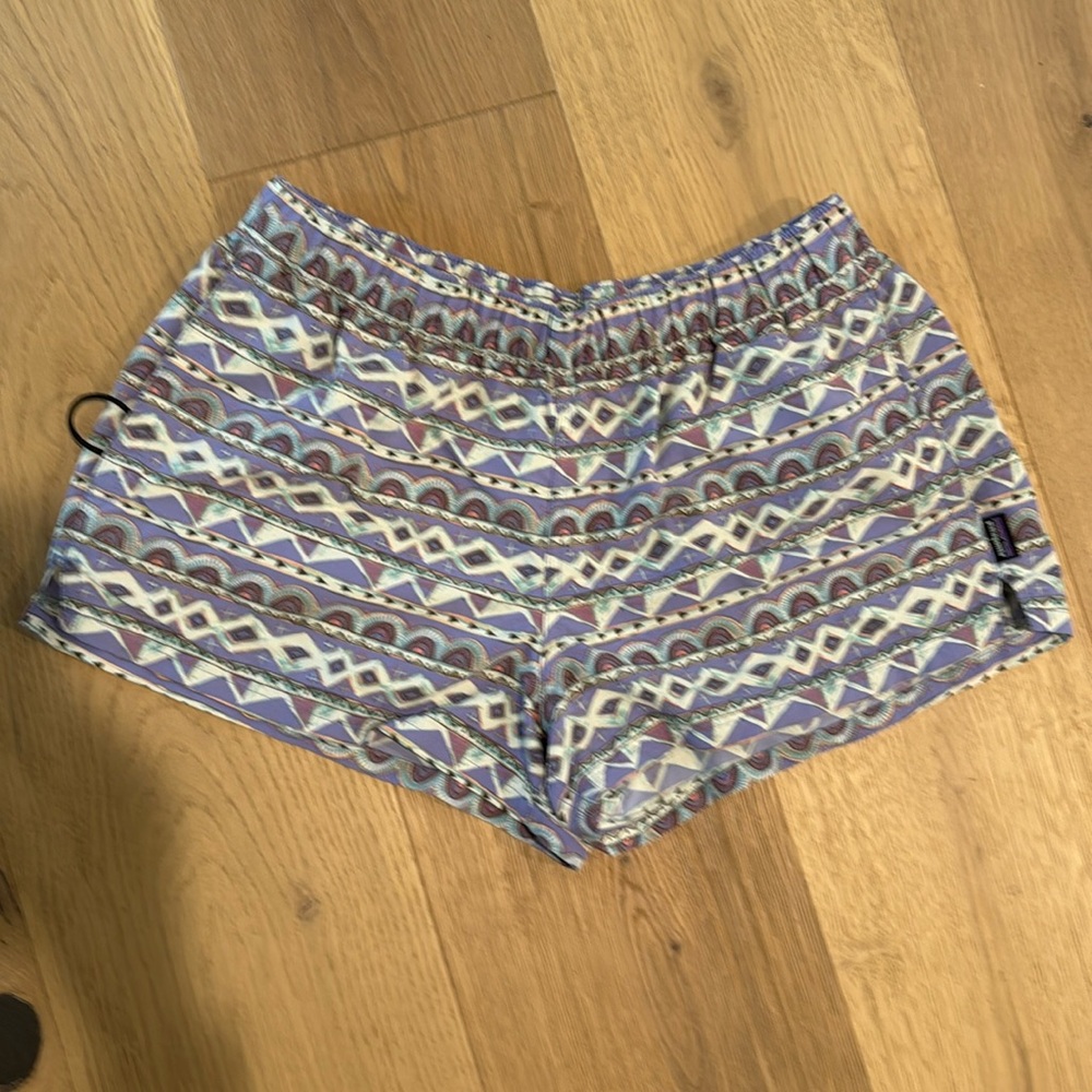Patagonia Women's Barely Baggies™ Shorts - 2½" - Small